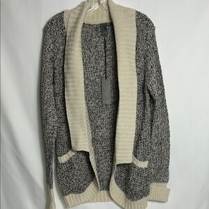 Black Cream Knit Open Front Women’s Size Large Cardigan by Francesca’s Sweater